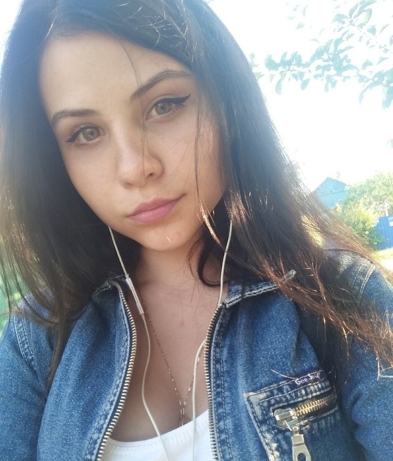 Мари привлекальеная девушка из Должанска цена от 3000 руб