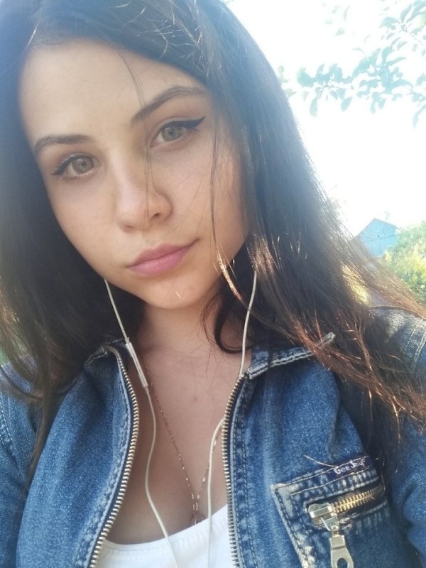 Мари привлекательная девушка из Должанска цена от 3000 руб