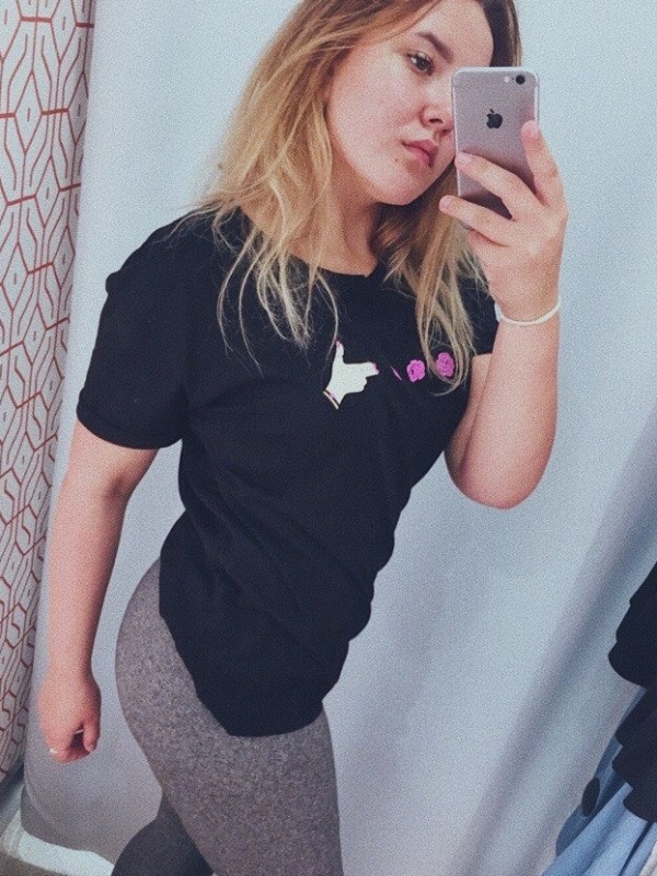 Алина привлекательная девушка из Должанска цена от 3000 руб