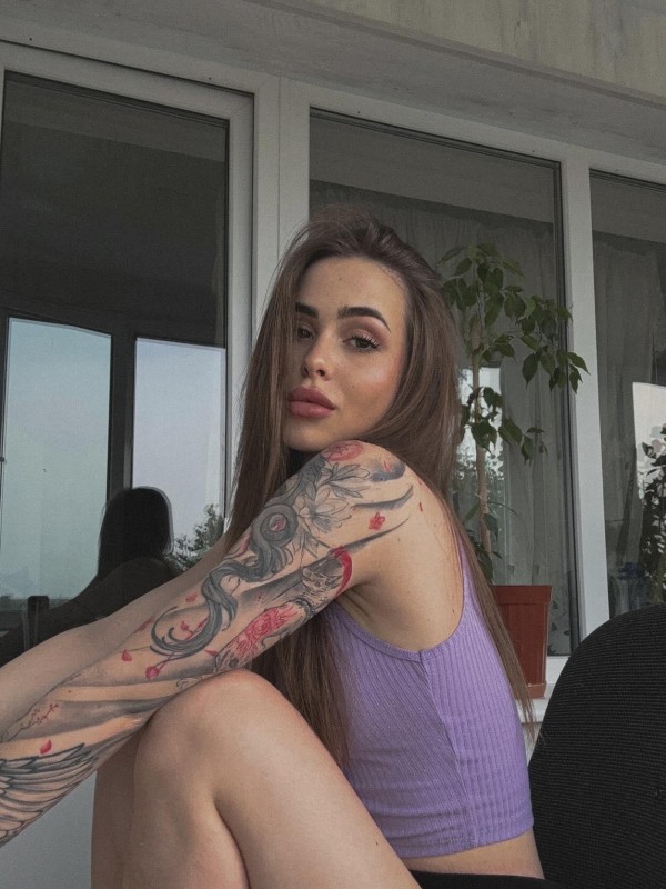 Луиза привлекательная девушка из Должанска цена от 6000 руб